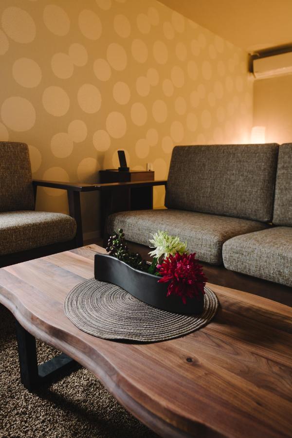 GRAND BASE Karatsu Ekiminami Apart otel Dış mekan fotoğraf