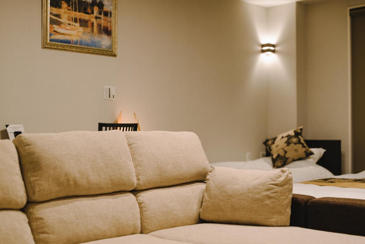GRAND BASE Karatsu Ekiminami Apart otel Dış mekan fotoğraf